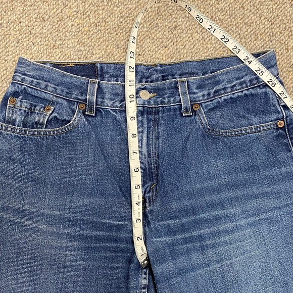 Vintage Levi’s 577 Wide Leg Cropped Jeans! - Picture 8 of 10
